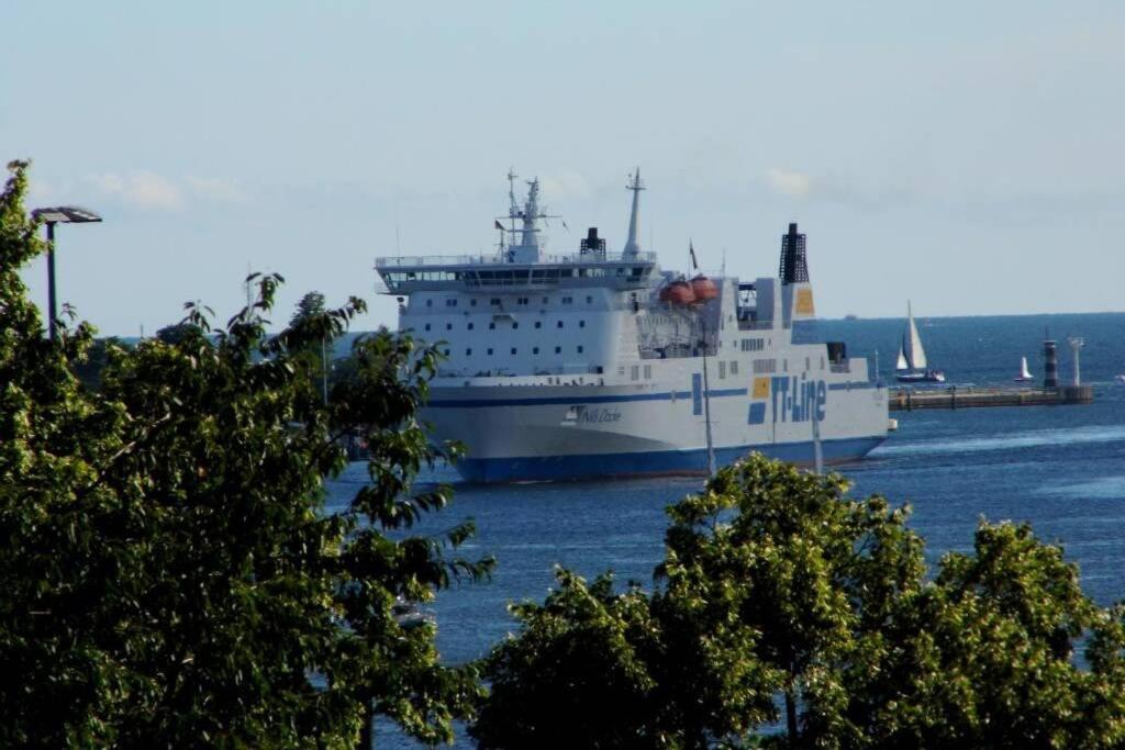 Traveloge Mit Schwimmbad Und Sauna Lubeca Exterior foto