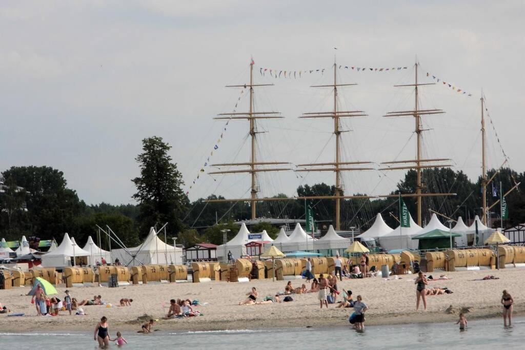 Traveloge Mit Schwimmbad Und Sauna Lubeca Exterior foto