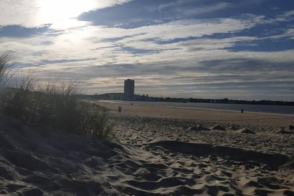 Traveloge Mit Schwimmbad Und Sauna Lubeca Exterior foto